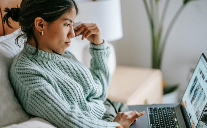 Mistakes People Make When Starting Online Work