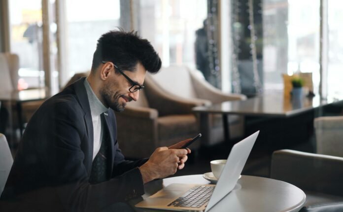 How AI Helps Small Online Creators Grow Faster